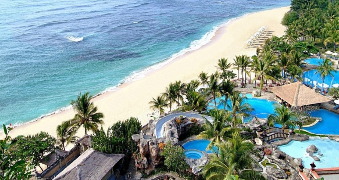 10 Best Beach Resorts In Bali - TravelTourXP.com