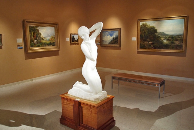 The RW Norton Gallery