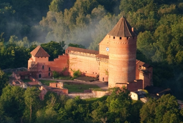 Discover the Magnificent Turaida Castle