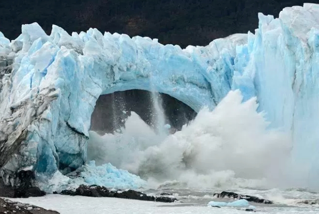 Perito Moreno Glacier (Los Glaciares), Patagonia
