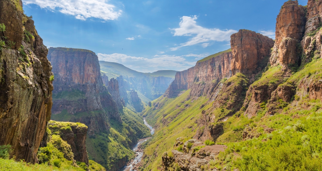 travelling from south africa to lesotho