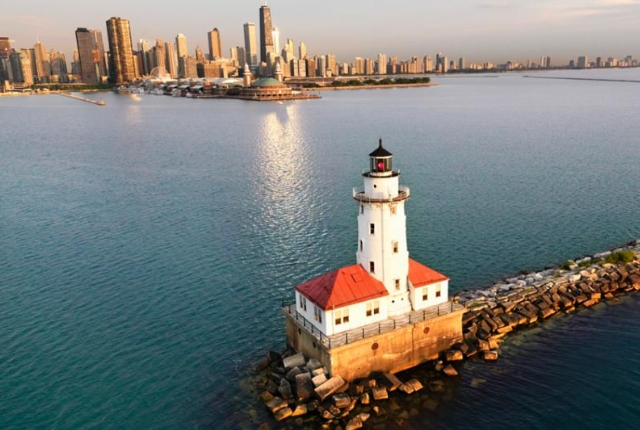 chicago-harbor-lighthouse