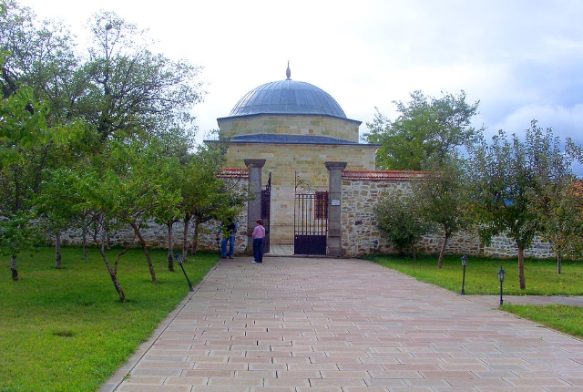 tomb-of-sultan-murad-pristina