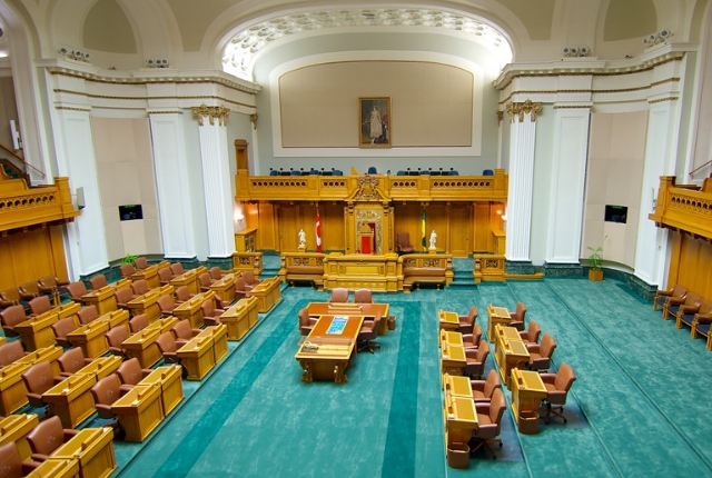 explore-the-cavernous-interiors-of-legislative-assembly-of-saskatchewan