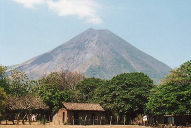 masaya-volcano