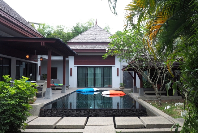 the-bell-pool-villa-phuket