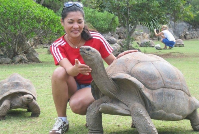visit-francois-leguat-giant-tortoise-and-cave-reserve