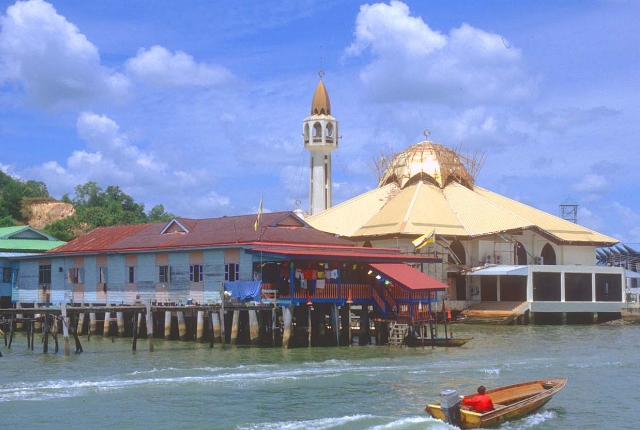 Water Village Kampong Ayer, Brunei River