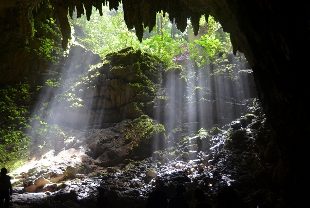 Explore Underground Caves