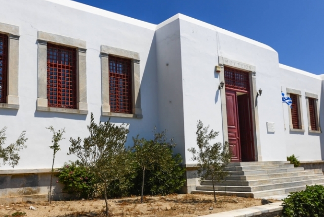 trip-to-archaelogical-museum-of-mykonos