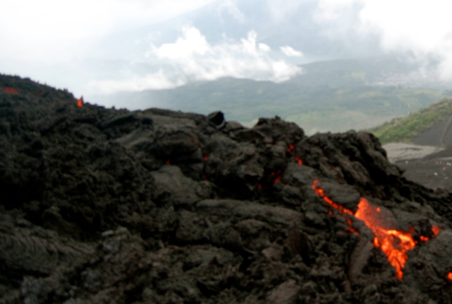 Visit Pacaya, The Stunning Volcano
