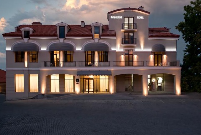 Hotel Kabadoni