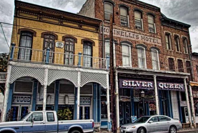 The Silver Queen saloon, Virginia City