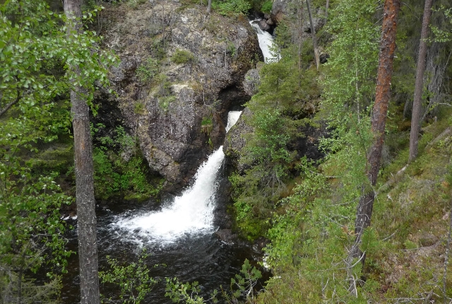 Putaankongas Waterfall
