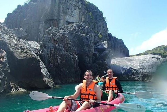 Cave Sea Kayaking