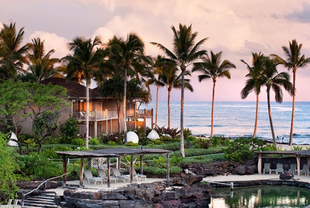 7 Decadent Luxury Seaside Hotels In The US - TravelTourXP.com