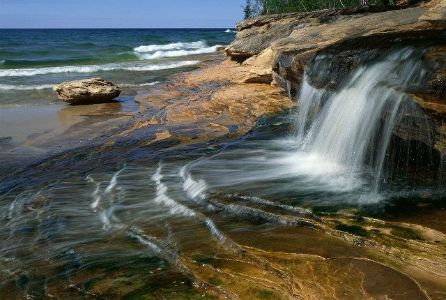 Pictured Rocks National lakeshore, Michigan, USA